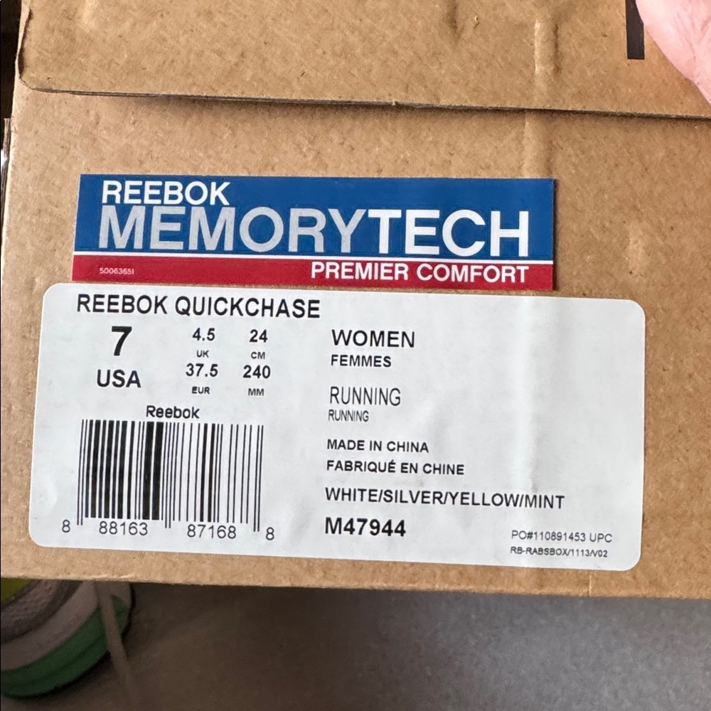 Ladies NWT REEBOK  Gray and Green Athletic Shoes - Picture 10 of 11